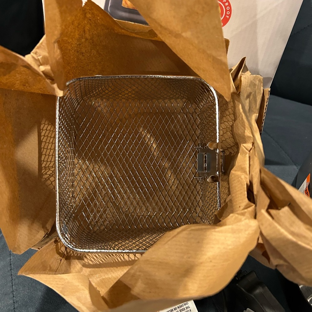 Chefman Fry Guy 1.6 Stainless Steel Deep Fryer small NWOT - Picture 10 of 16